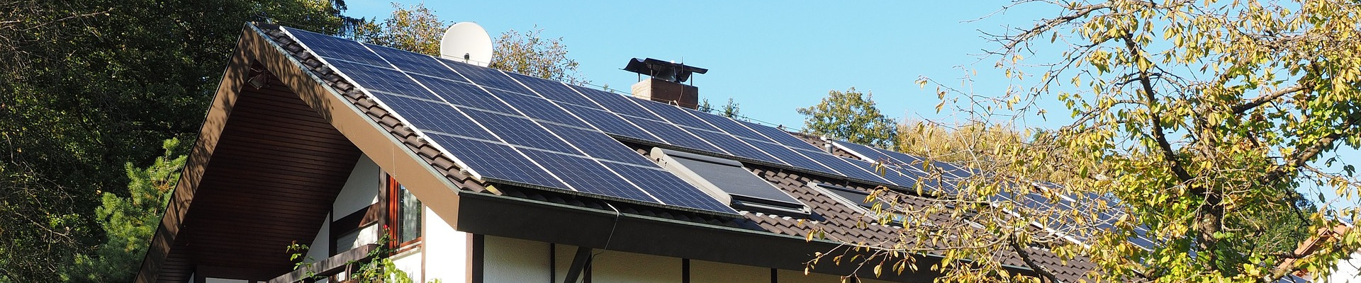 Green Solartech main background